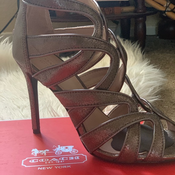 Coach Grey suede heels size 8 COACH - Picture 6 of 10